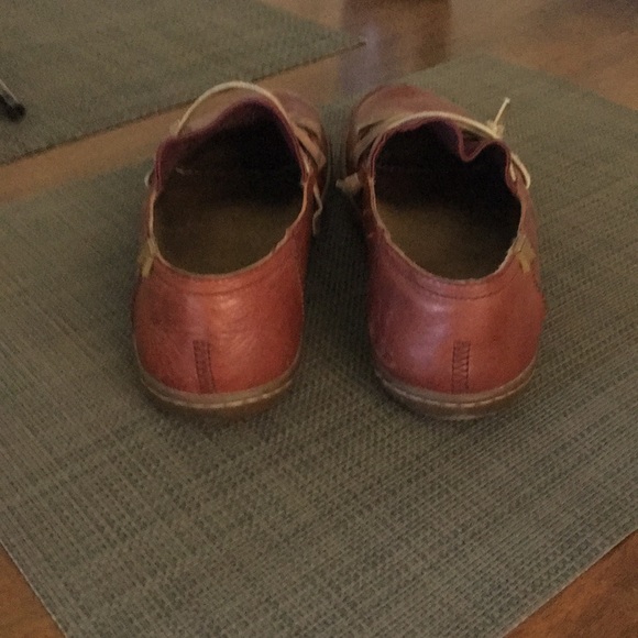 Woman’s Camper peu flats - Picture 4 of 6